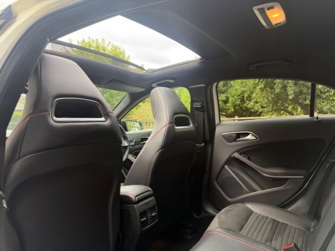 Mercedes-Benz A Class 2.1 A200d AMG Line (Premium Plus) 7G-DCT Euro 6 (s/s) 5dr 22