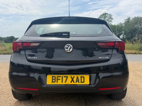 Vauxhall Astra 1.0i Turbo ecoFLEX Design Hatchback 5dr Petrol Manual Euro 6 (s/s) (105 ps) 4