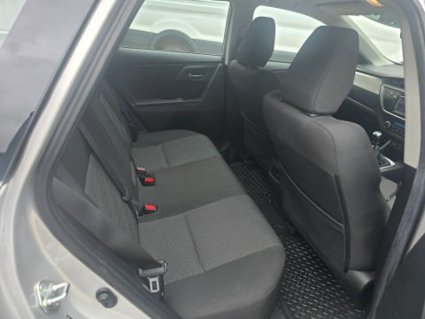 Toyota Auris ICON D-4D ESTATE 9