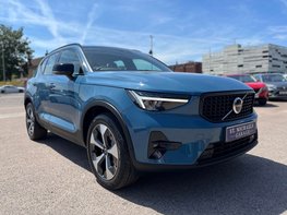 Volvo XC40 2.0 XC40 + B4 MHEV Auto 5dr 70