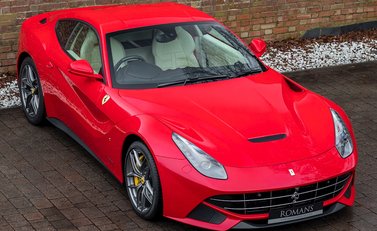 Ferrari F12 Berlinetta 8