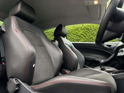 SEAT Ibiza 1.4 TSI ACT FR Black Sport Coupe 3dr Petrol Manual Euro 5 (s/s) (140 ps) 11