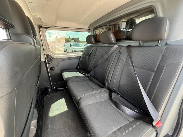 Vauxhall Vivaro SWB L1H1 Low Roof Sport 2900 EURO 6 NO VAT 24