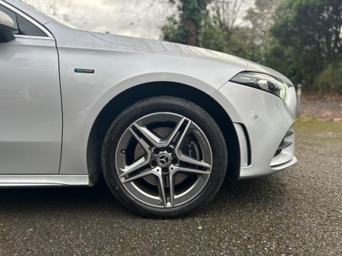 Mercedes-Benz A Class A 250 E AMG LINE PREMIUM 44