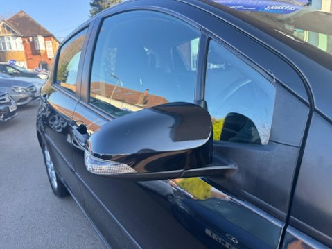 Toyota Yaris 1.33 Dual VVT-i TR Euro 5 5dr 11