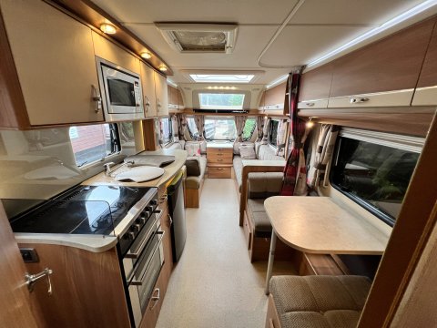 Swift Challenger 530 SE 18