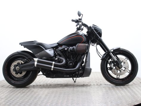Harley-Davidson Softail SOFTAIL FXDR 114 19