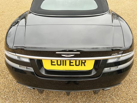 Aston Martin DBS V12 VOLANTE CARBON BLACK EDITION 34