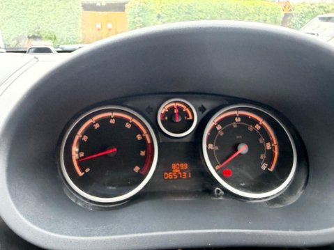 Vauxhall Corsa 1.4i 16v Design 5dr (a/c) 19