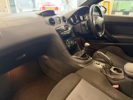 Peugeot RCZ 2.0 HDi Sport Euro 5 2dr 9