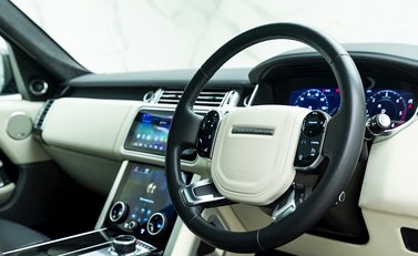 Land Rover Range Rover 3.0 SDV6 Autobiography 9