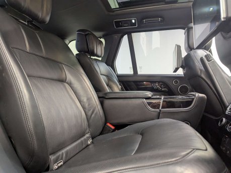 Land Rover Range Rover 4.4 Range Rover Autobiography SDV8 Auto 4WD 5dr 49