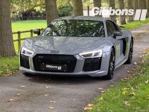 Audi R8 5.2 R8+ Quattro V10 Semi-Auto 4WD 2dr 10