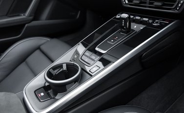 Porsche 911 Turbo S Cabriolet (992) 32