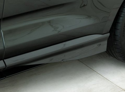 Aston Martin DBX 707 30