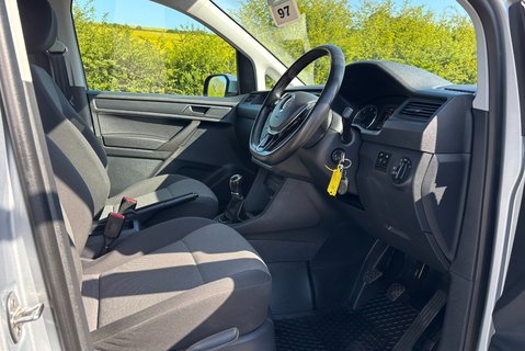 Volkswagen Caddy C20 102 ps Tdi Highline Panel Van - No VAT - Sat Nav 16