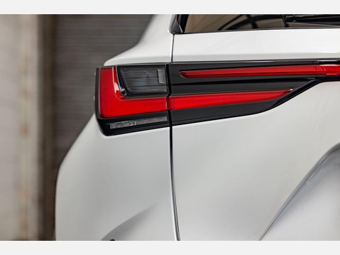 Lexus NX 2.5 350h F Sport E-CVT 4WD Euro 6 (s/s) 5dr 93