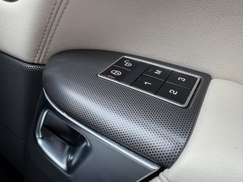 Land Rover Range Rover Sport SDV6 HSE DYNAMIC 48