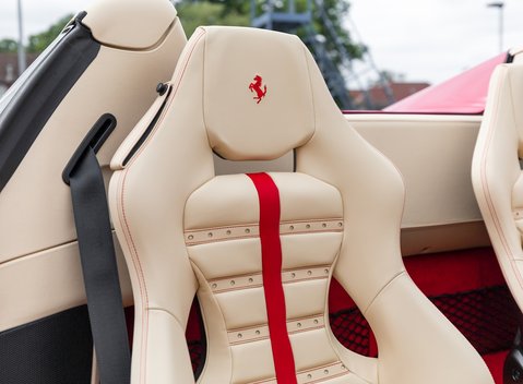 Ferrari F8 Tributo Spider 15