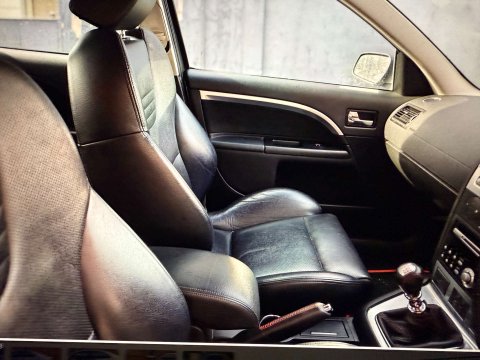 Ford Mondeo 3.0 Mondeo ST220 5dr 7