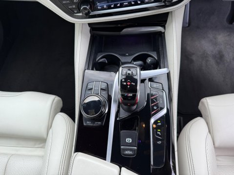 BMW M5 4.4 V8 Steptronic xDrive Euro 6 (s/s) 4dr 47