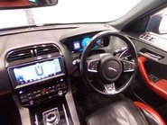 Jaguar F-Pace 3.0 F-Pace V6 S AWD D Auto 4WD 5dr 19