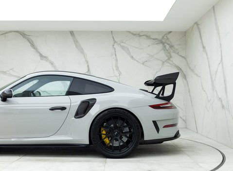 Porsche 911 GT3 RS Weissach (991.2) 36
