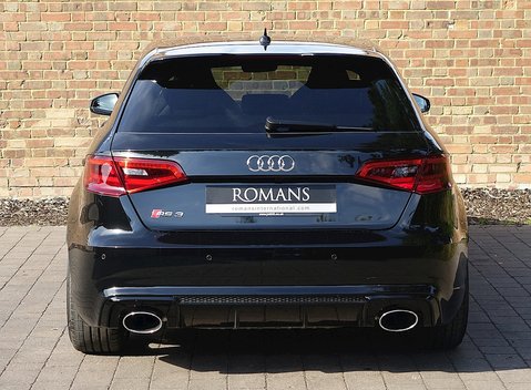 Audi RS3 Sportback 13