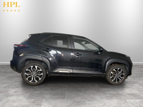 Toyota Yaris Cross 1.5 VVT-h Design SUV 5dr Petrol Hybrid E-CVT Euro 6 (s/s) (116 ps) Air Con 8