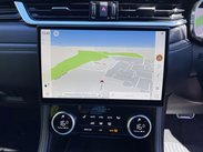 Jaguar F-Pace 2.0 D200 MHEV R-Dynamic HSE Black Auto AWD Euro 6 (s/s) 5dr 82