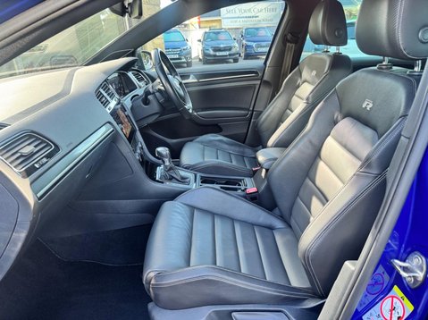 Volkswagen Golf R TSI 4MOTION DSG 30