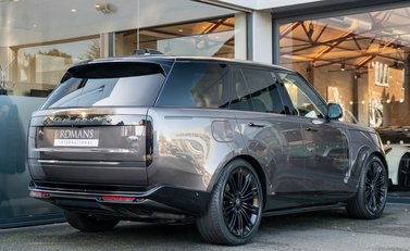 Land Rover Range Rover P400 AUTOBIOGRAPHY 4