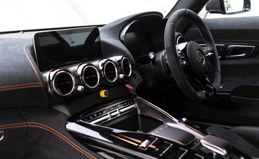 Mercedes-Benz Amg GT GT Black Series 13