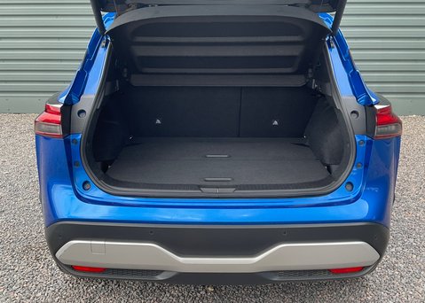 Nissan Qashqai DIG-T TEKNA MHEV 19