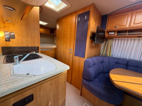 Concorde Charisma CONCERTO I695 4 BERTH 3.0 DIESEL COMPACT LUXURY A-CLASS RHD 19