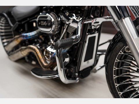 Harley-Davidson Terminator T-800 13