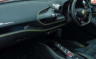 Ferrari F8 Tributo 19