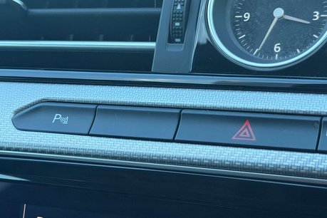 Volkswagen Arteon 2.0 Arteon R-Line TSi Semi-Auto 5dr 54