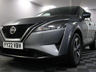 Nissan Qashqai DIG-T N-CONNECTA MHEV 13