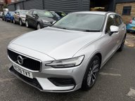 Volvo V60 B3 MOMENTUM MHEV 7