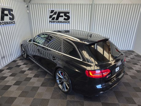 Audi RS4 4.2 FSI V8 Estate 5dr Petrol S Tronic quattro Euro 5 (450 ps) 19