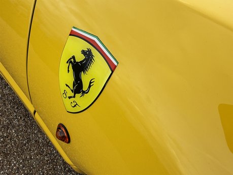 Ferrari F355 SPIDER MANUAL 33