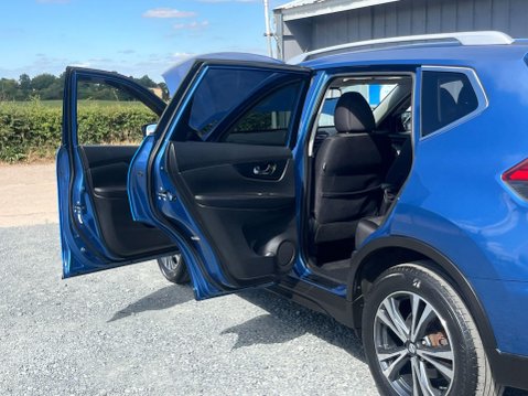 Nissan X-Trail 1.6 dCi N-Connecta Euro 6 (s/s) 5dr 17
