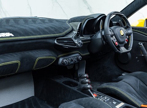 Ferrari 458 Speciale Aperta 21