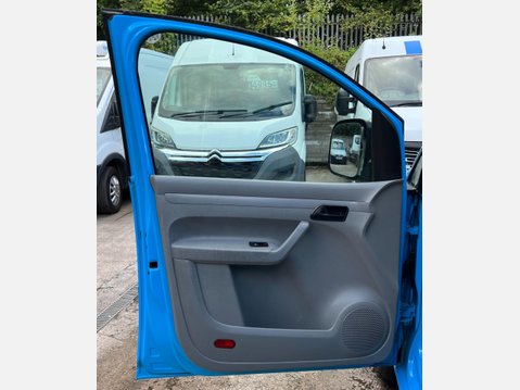 Volkswagen Caddy 2.0 SDI PD C20 Panel Van 4dr Diesel Manual L1 Standard Roof (68 bhp) 38
