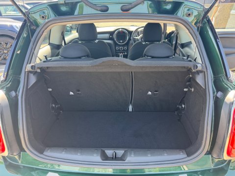 Mini Hatch COOPER AUTOMATIC 44