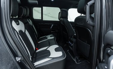 Land Rover Defender 110 V8 Carpathian Edition OVERFINCH 20
