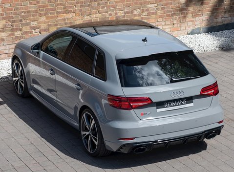 Audi RS3 Sportback Sport Edition 9