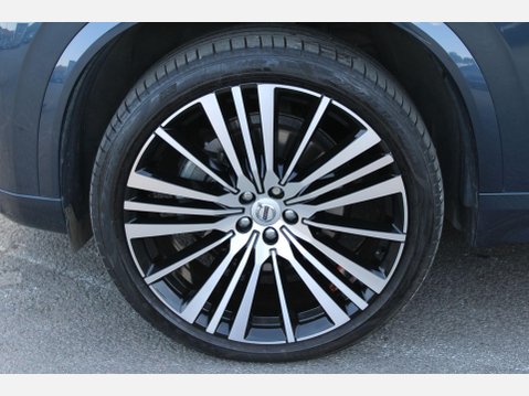 Volvo XC90 B5 INSCRIPTION PRO AWD MHEV 42