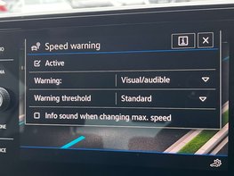 Volkswagen T-Roc 1.5 T-Roc Match TSI S-A 5dr 37